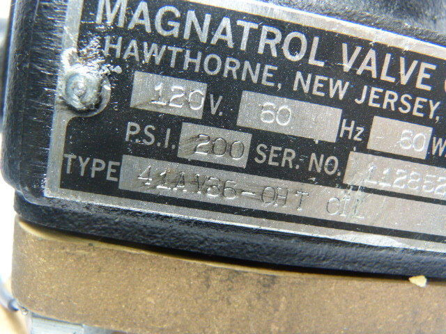 Magnatrol 41A-V36-OHT Solenoid Valve 120V 60Hz 60W 200 PSI 1-1/2" USED