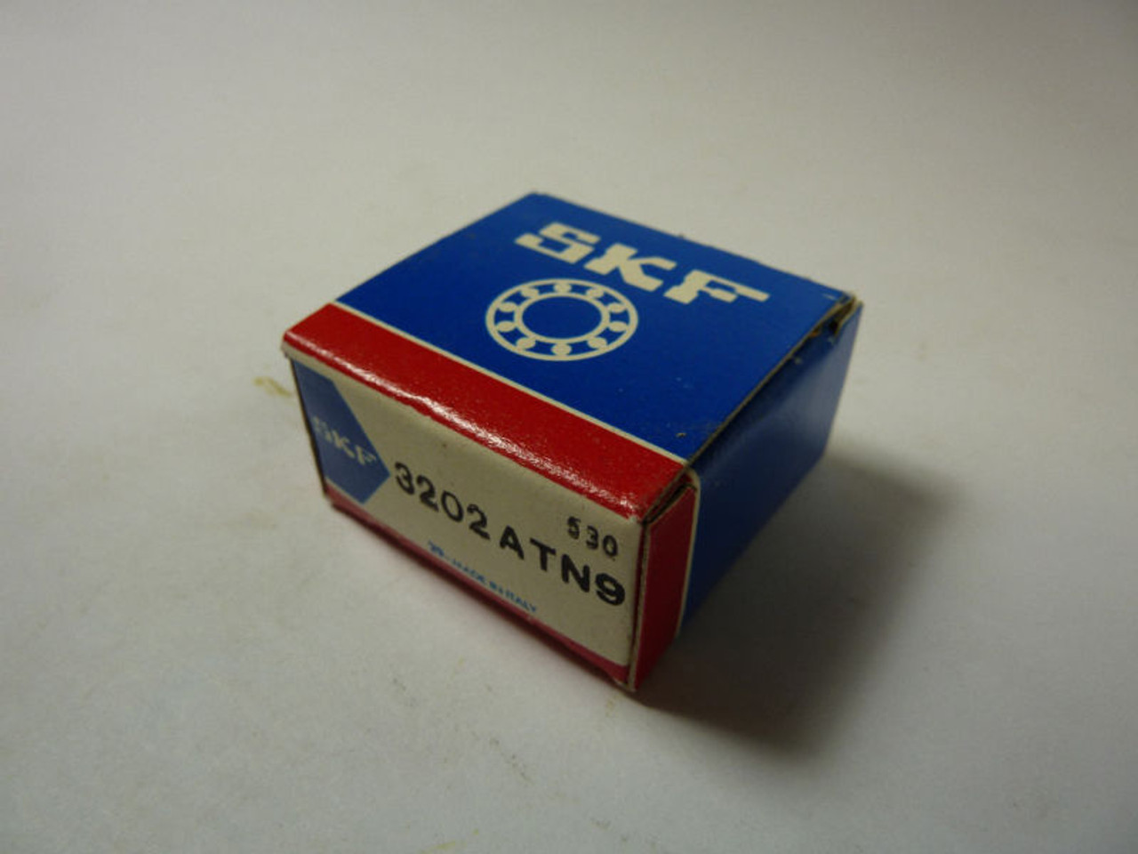 SKF 3202ATN9 Double Row Ball Bearing ! NEW !