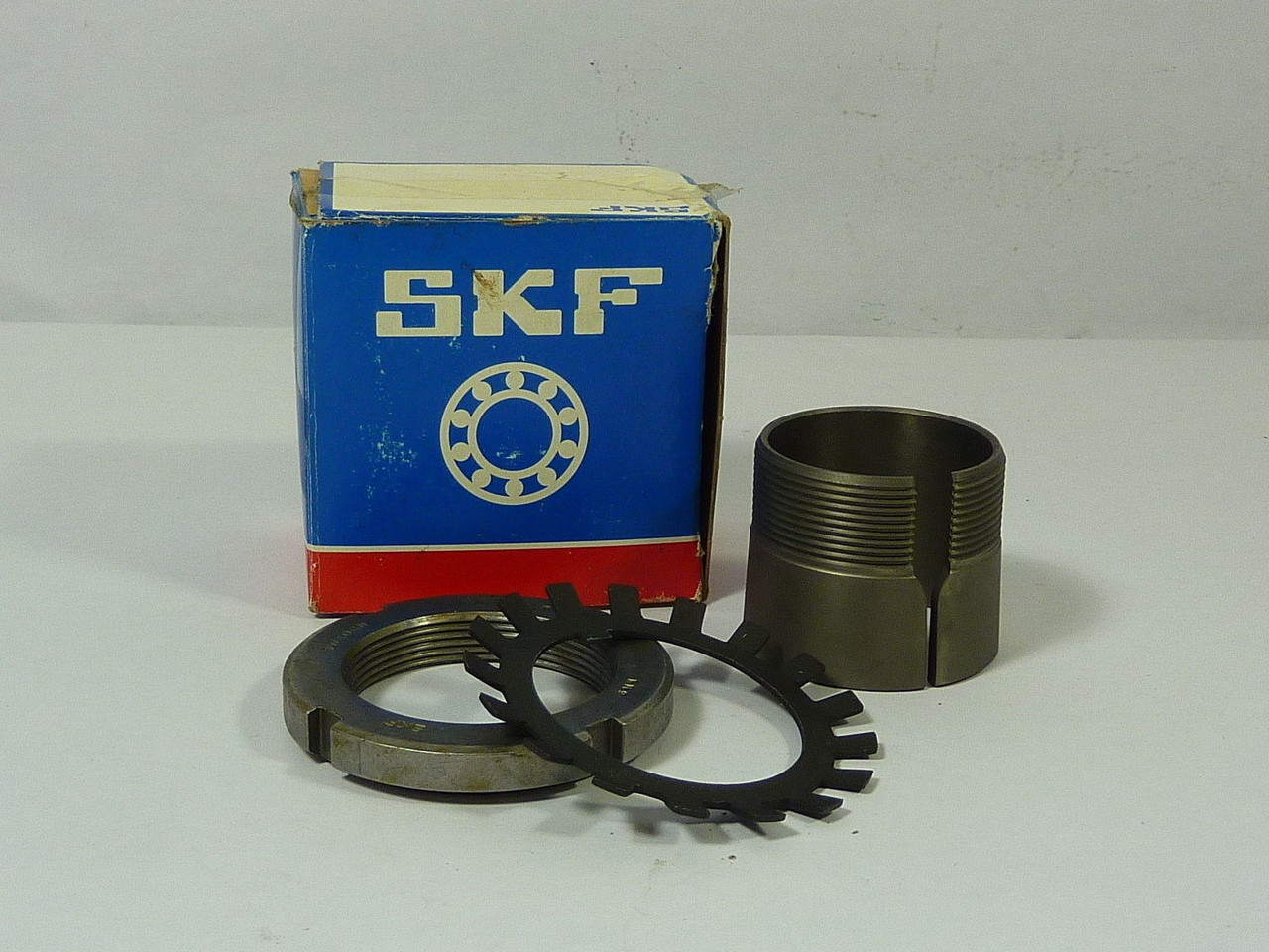 SKF H309 Bearing Adapter Sleeve ! NEW !