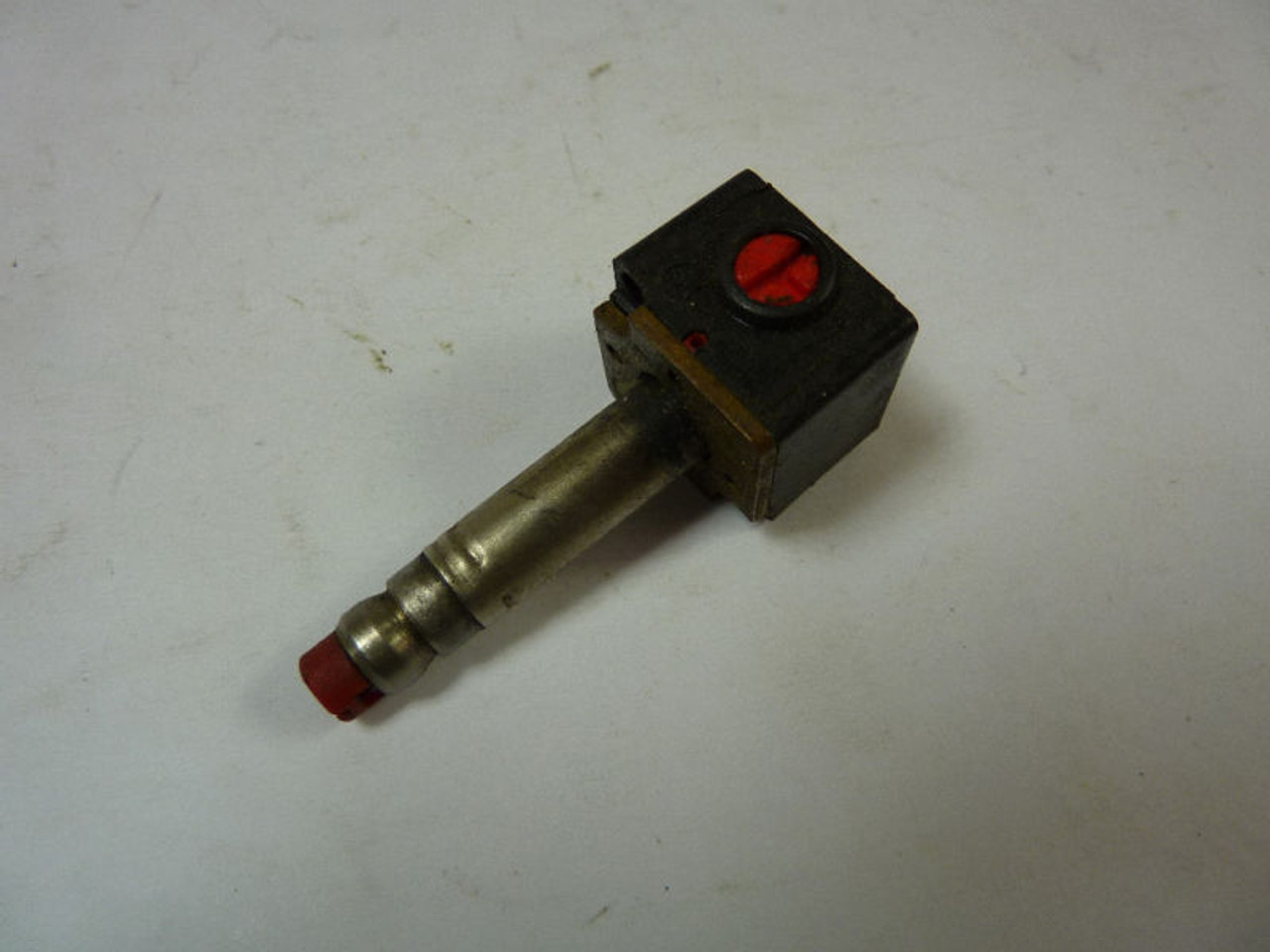 Norgren 54462-04 Solenoid Coil for Control Valve USED