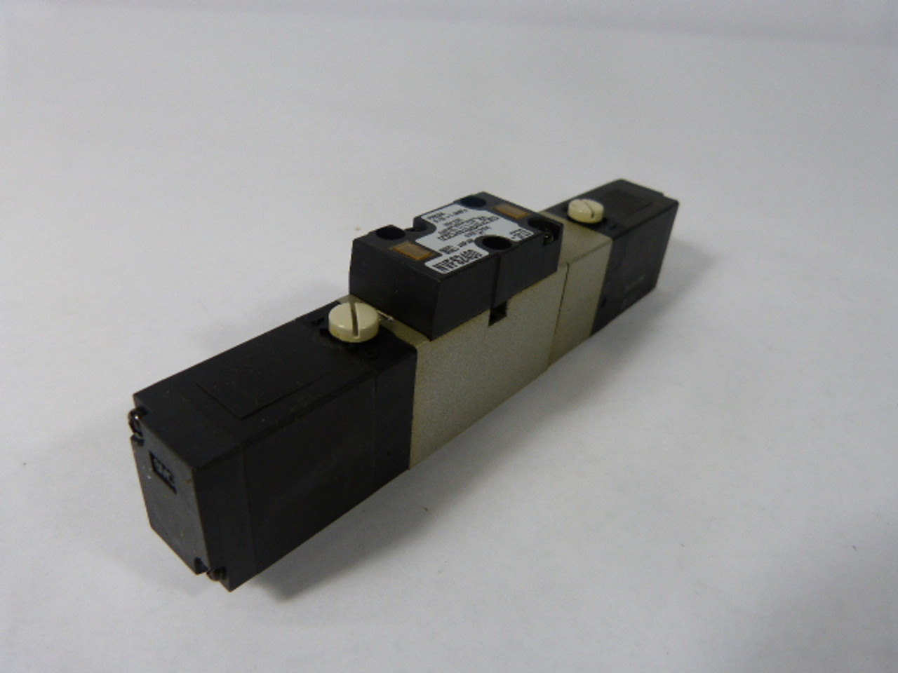 SMC NVFS2400-5FZB Solenoid Valve USED