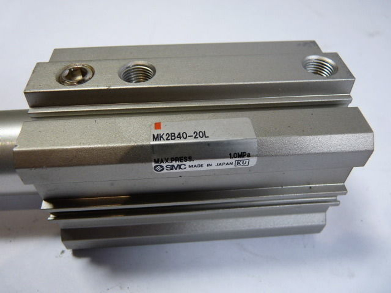 SMC MK2B40-20L Rotary Clamp Cylinder USED