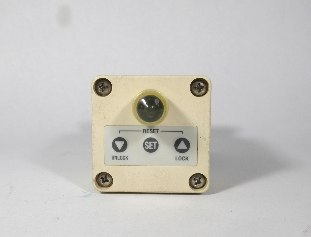 SMC ITV2010-01N2N4 Electro Pneumatic Regulator  0.7-14 PSI *Shelf Ware* NOP