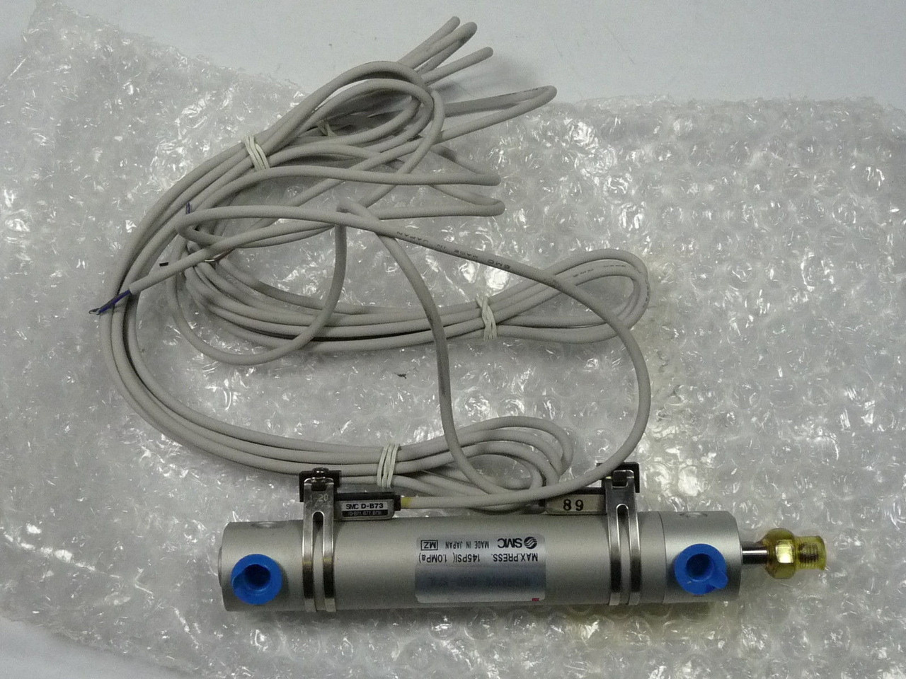 SMC NCDGBN20-0300-B73L Pneumatic Cylinder 3/4" Bore w/ Auto Switch ! NEW !