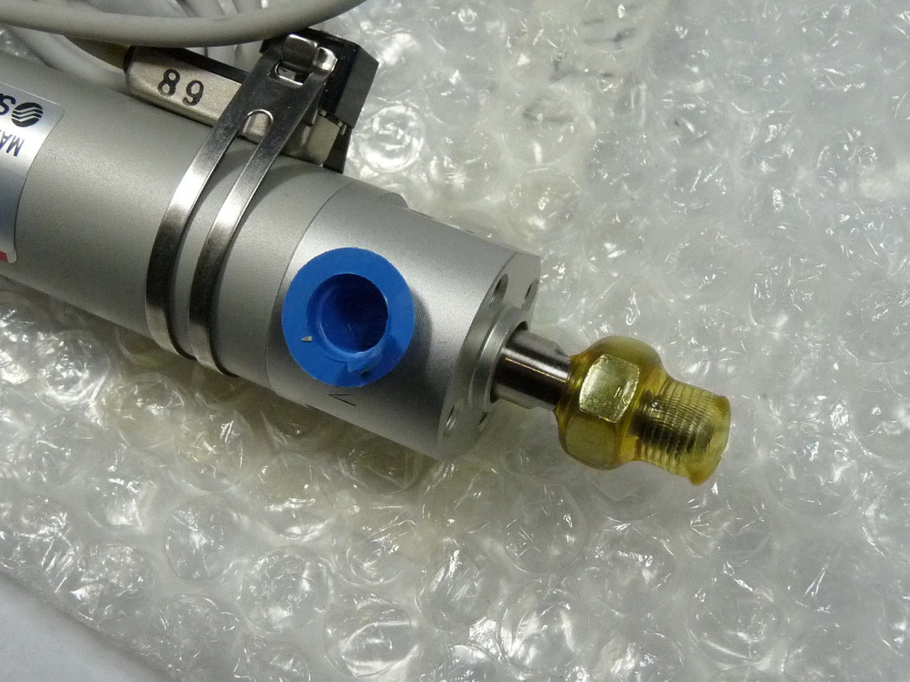 SMC NCDGBN20-0300-B73L Pneumatic Cylinder 3/4" Bore w/ Auto Switch ! NEW !