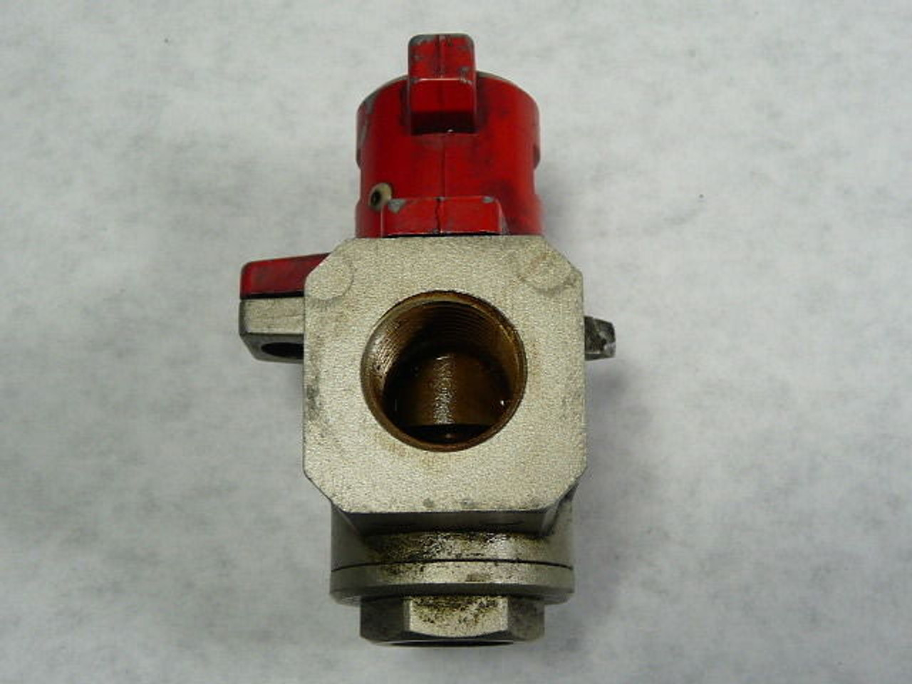 SMC VHS4500-N04-X116 Pneumatic Lock-Out Valve USED