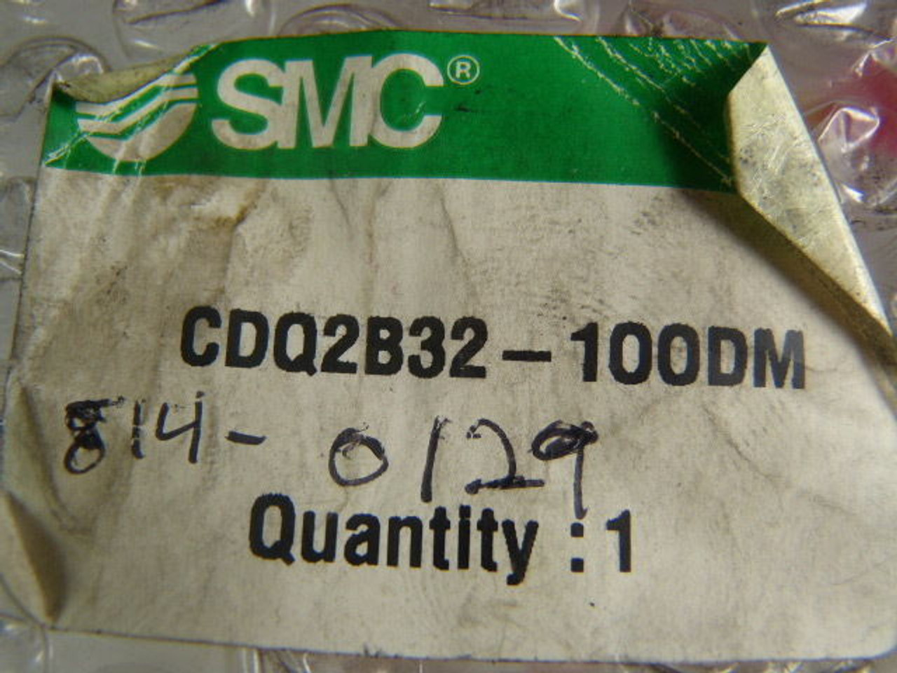 SMC CDQ2B32-100DM Compact Pneumatic Cylinder ! NEW !