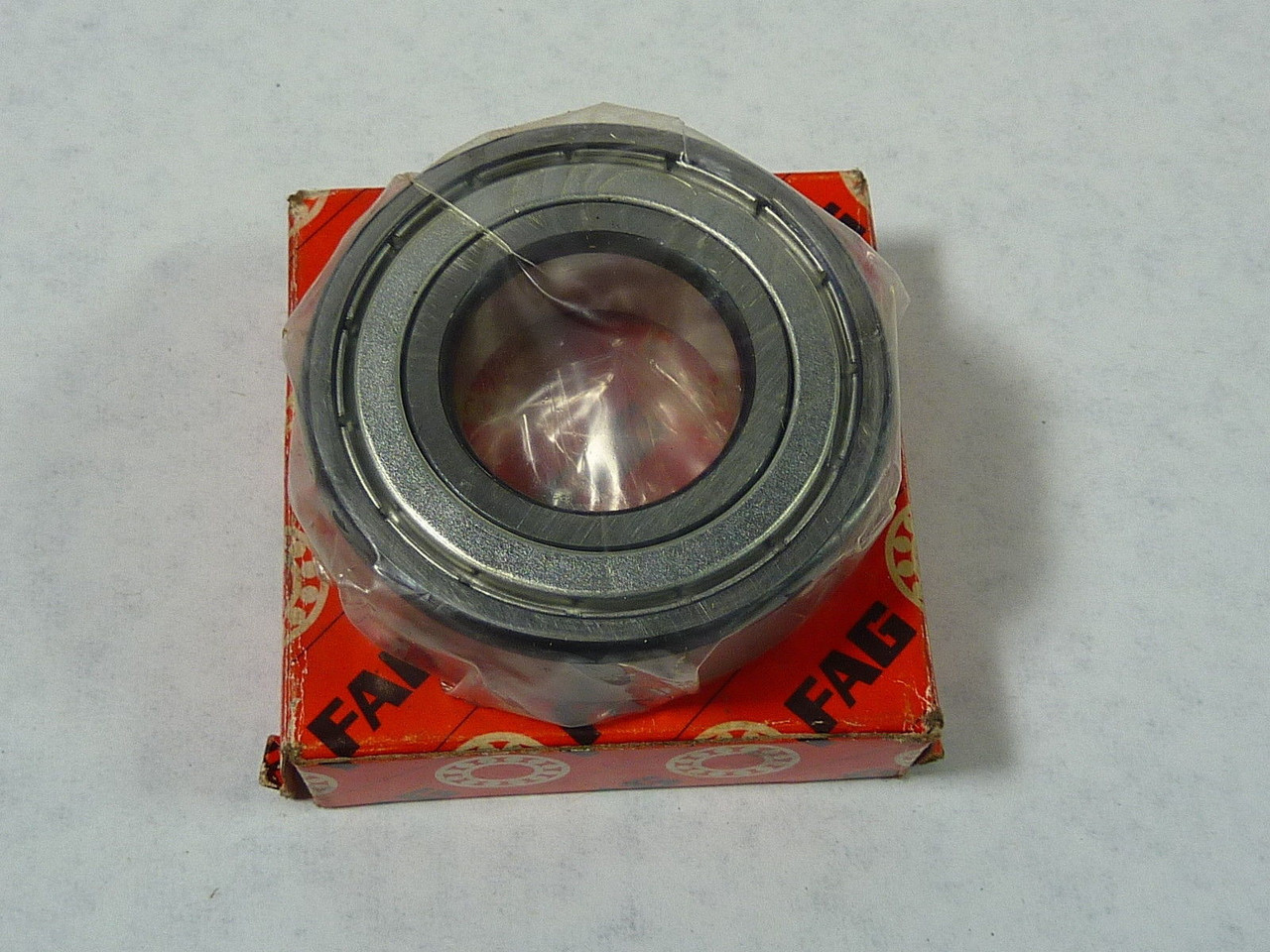 FAG 6205.2ZR.C3 Sealed Roller Bearing ! NEW !