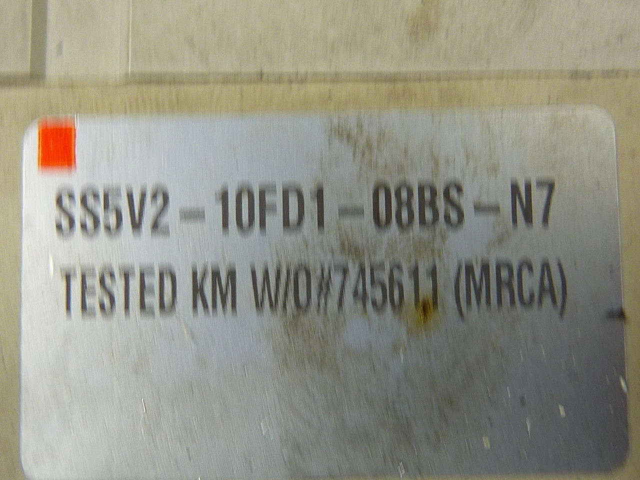 SMC SS5V2-10FD1-08BS-N7 Pneumatic Plug-In Manifold USED