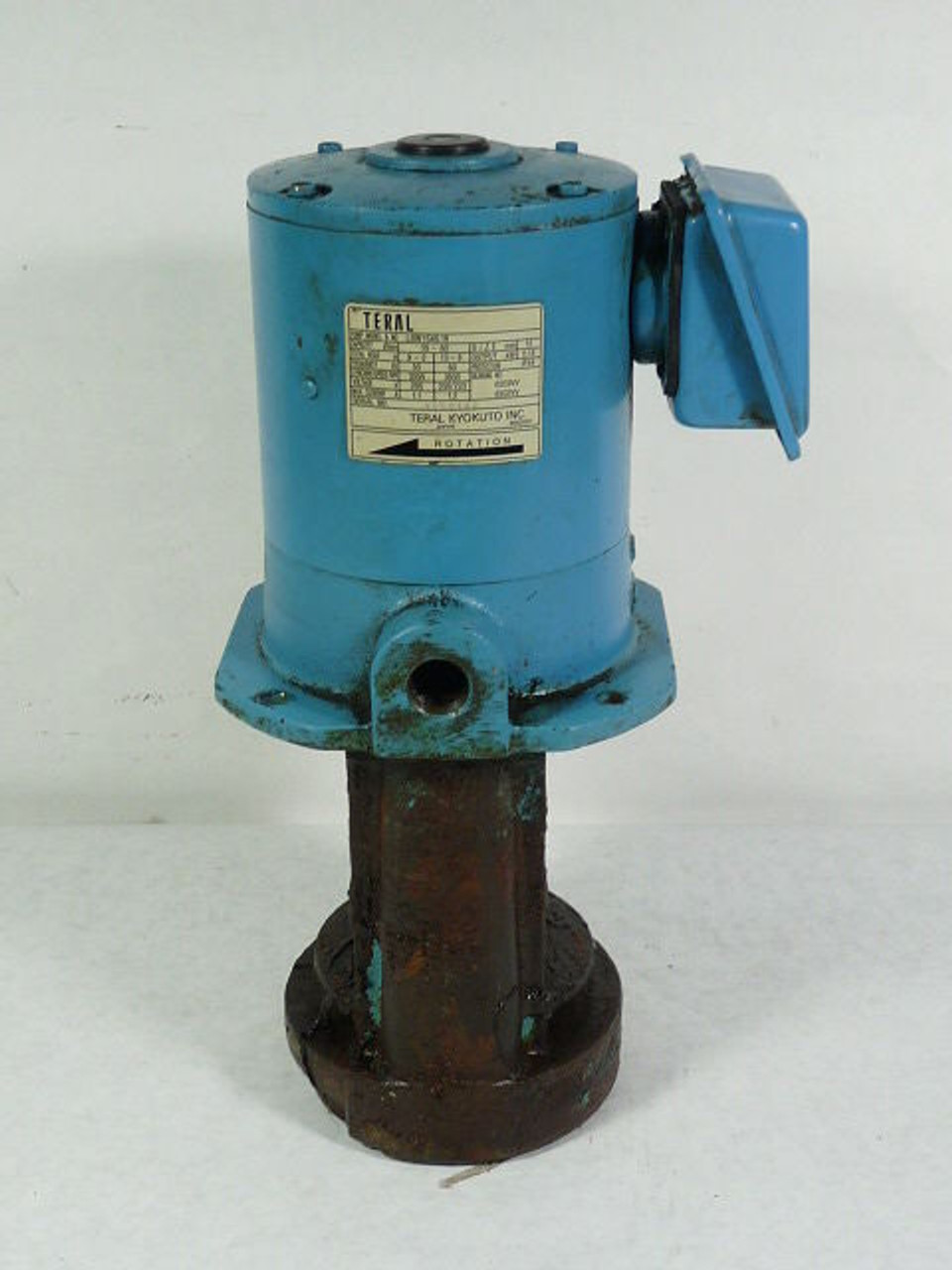 Teral Kyokuto Coolant Pump 0.18kW 3600RPM 200/220V 1.2A 60Hz 10-60L/Min USED