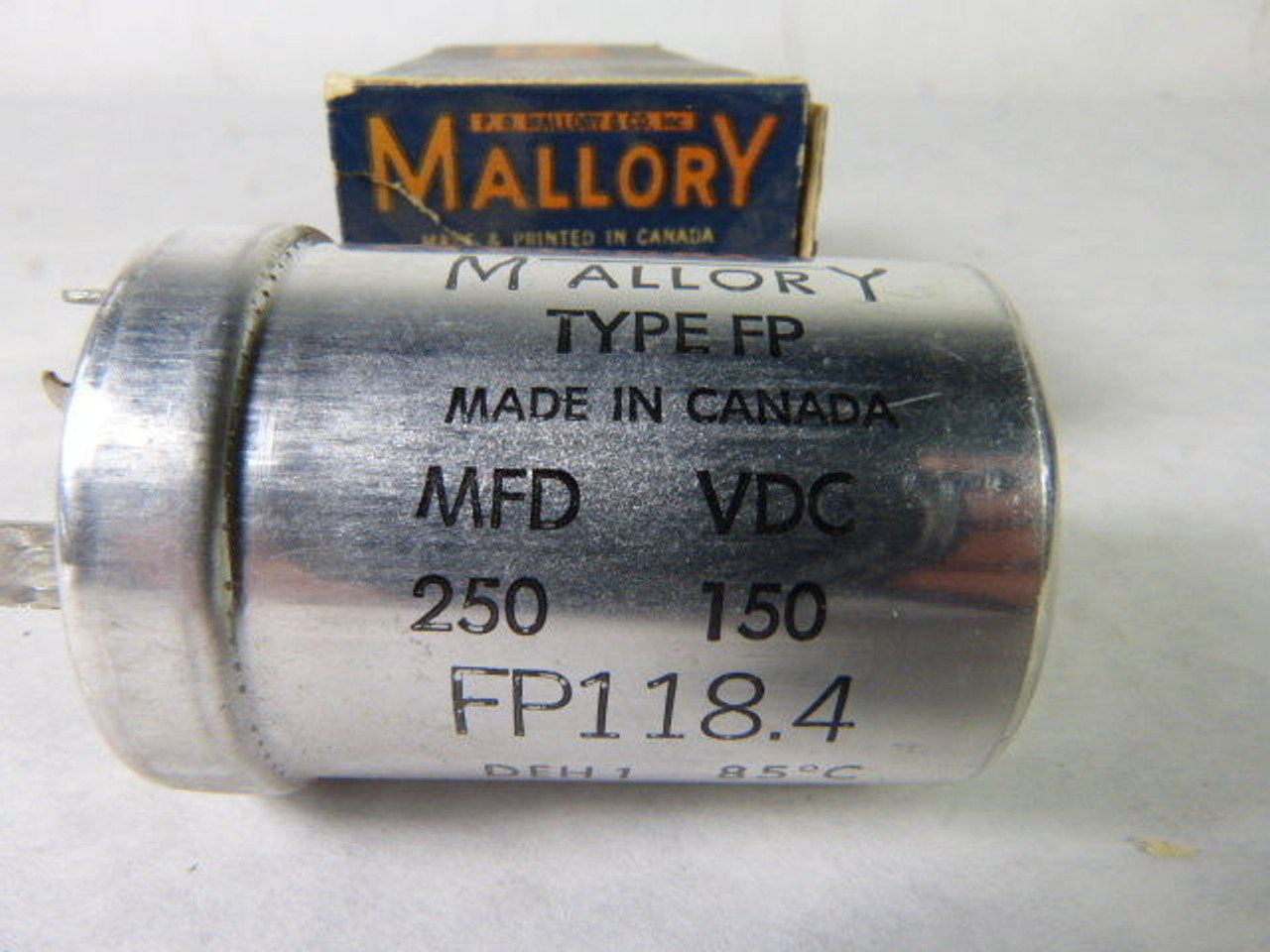 Mallory FP-118.4 Capacitor 250mfd 150VDC ! NEW !