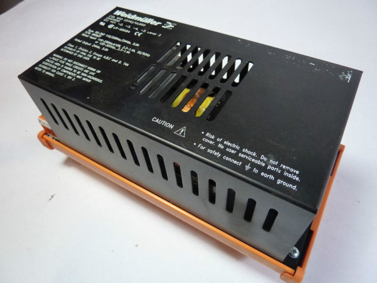 Weidmuller 990937 Power Supply 5 Amp 24VDC USED