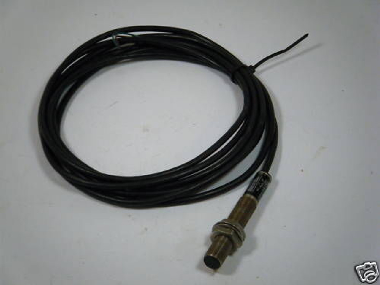 Allen-Bradley 871T-L2A12 Proximity Sensor USED