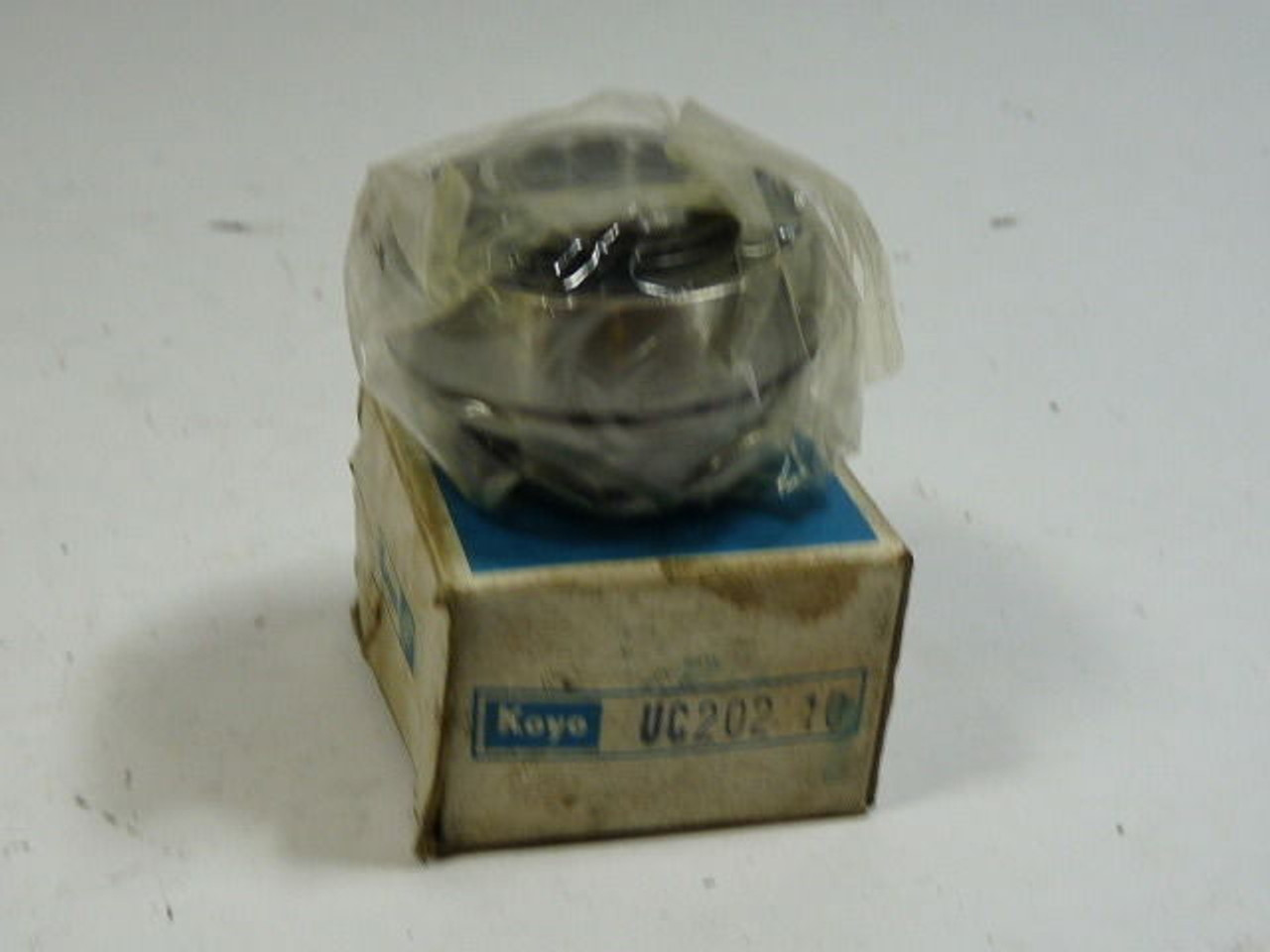 KML/Koyo UC202-10 Bearing ! NEW !