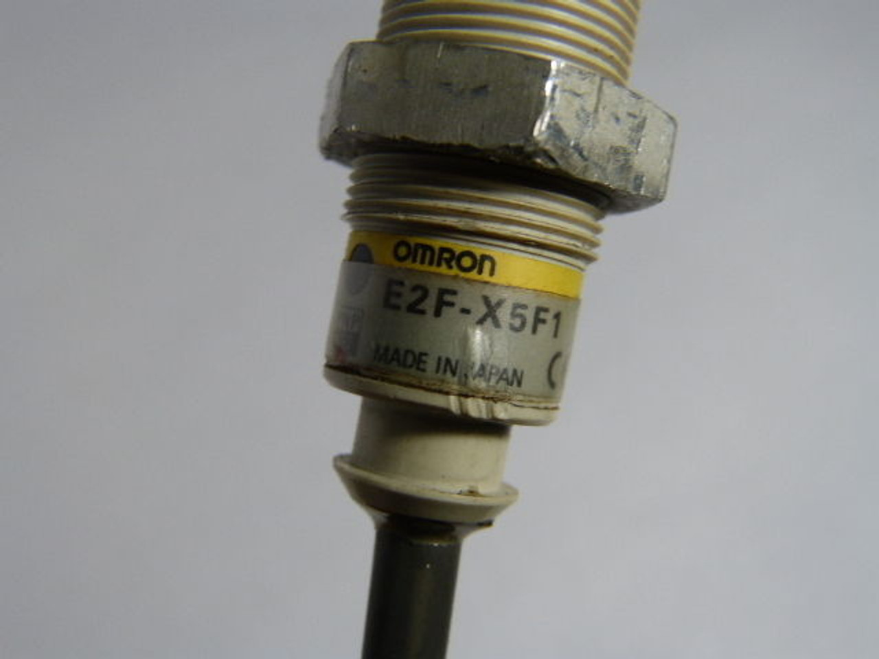 Omron E2F-X5F1 Inductive Proximity Sensor 5mm 10-30VDC USED