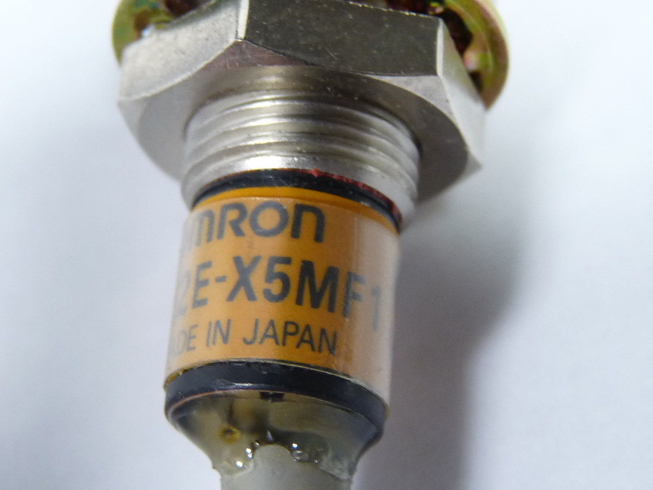 Omron E2E-X5MF1 Inductive Proximity Switch 10-40 VDC 5mm Range ! NOP !