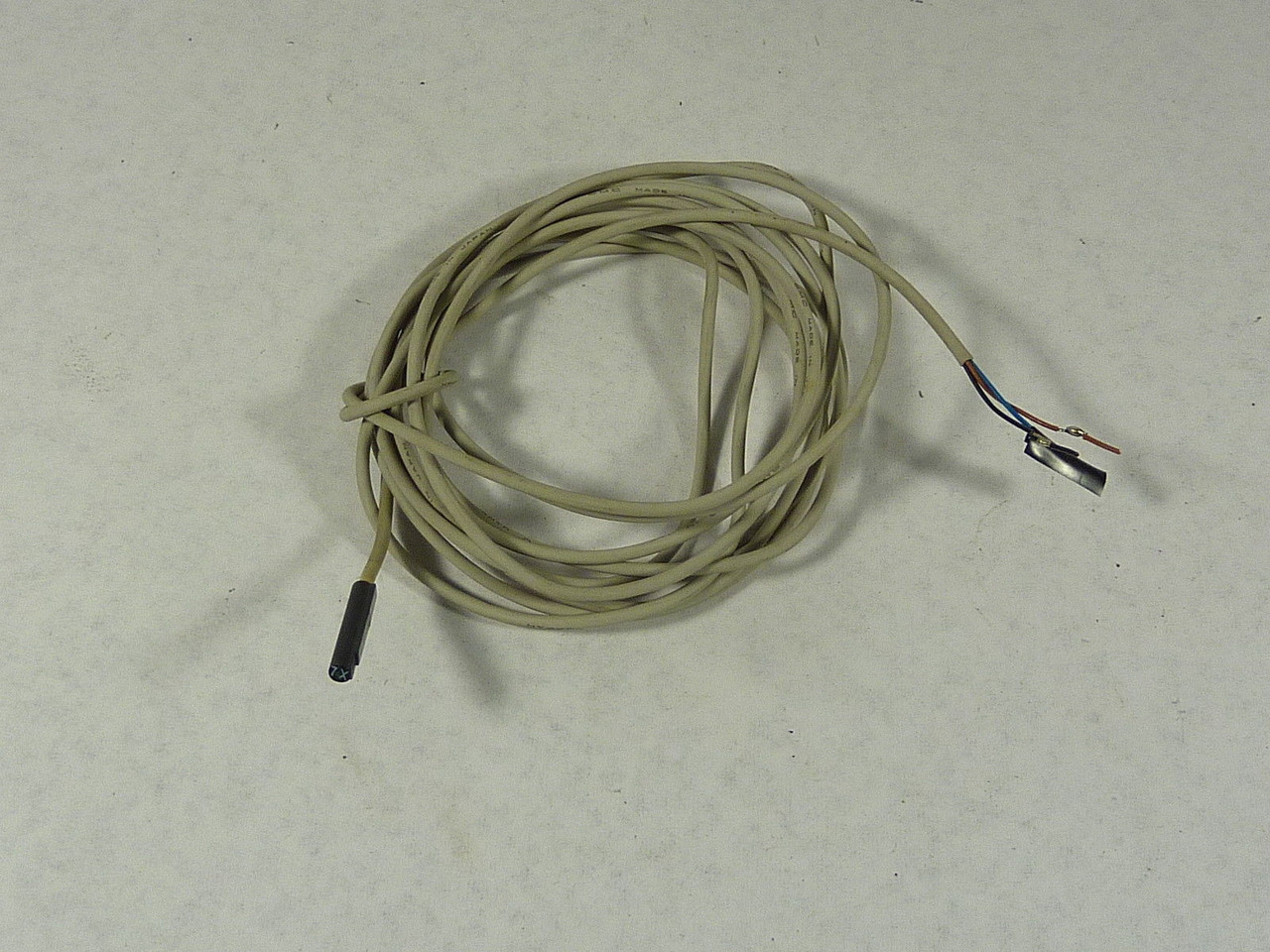 SMC D-F9P Reed Proximity Switch USED