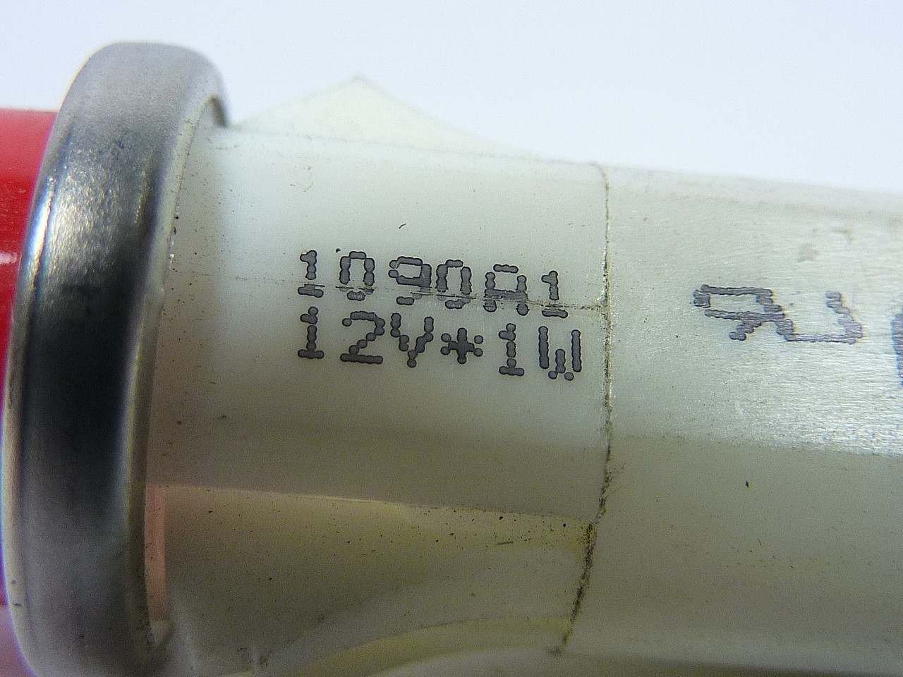 CML 1090A1-12V Indicator Lamp Red 16mm Bulb 12V 12mm Mount Hole ! NOP !