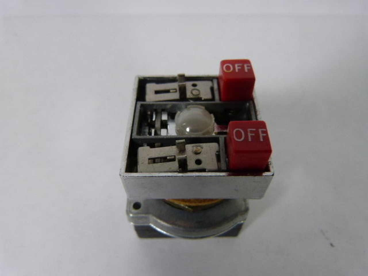 Eaton E30GG Compact Pushbutton Operator with Indicator Light ! NEW !