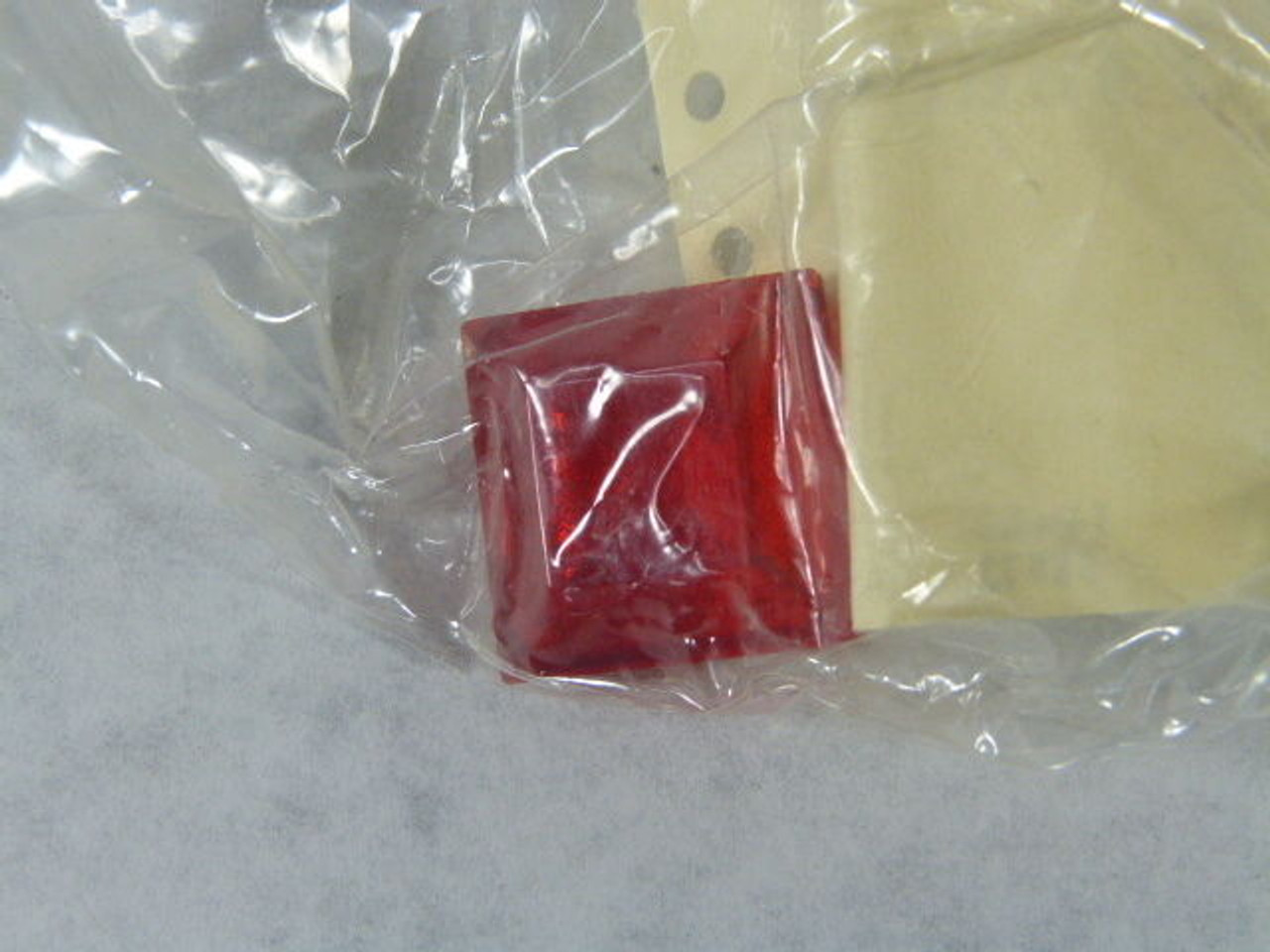 Square D 9001-B-331 Pilot Light Lens Red ! NEW !