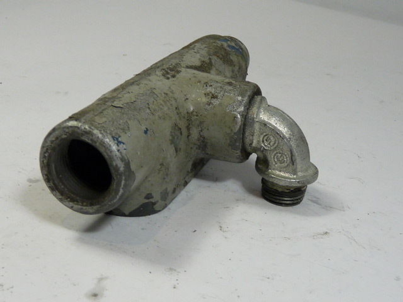 Crouse-Hinds T-27 Conduit Outlet Body 3/4inch USED