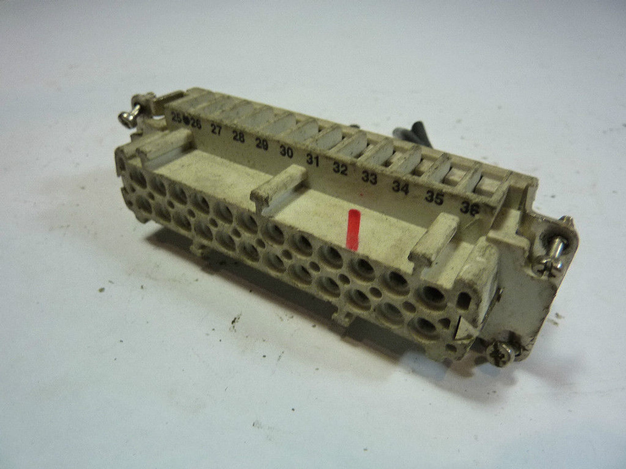 Phoenix Contact 17-72-09-4 Connector Insert USED