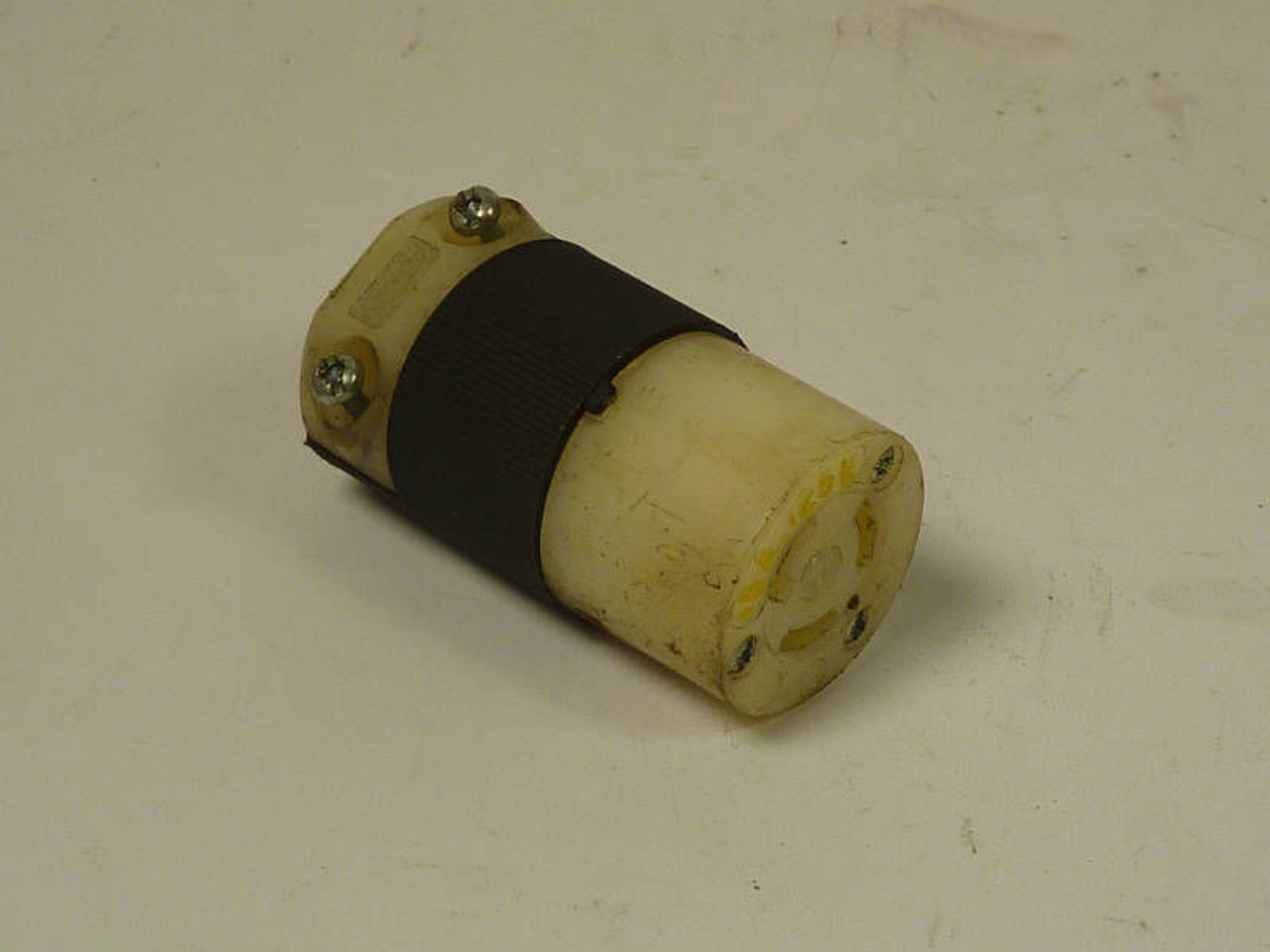 Hubbell HBL4729CCN Twist-Lock Connector Body USED