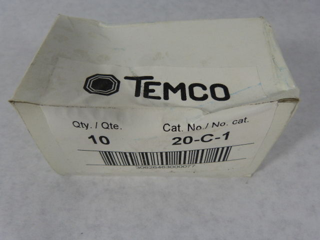 Temco 20-C-1 Outlet Cover ! NEW !
