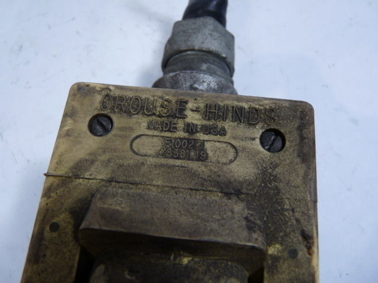 Crouse-Hinds F1002-1 Conduit Adapter Receptacle USED