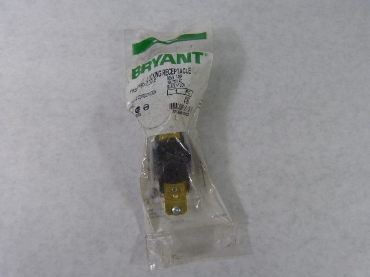 Bryant 4760 Locking Receptacle 15A 277V L7-15R ! NEW !