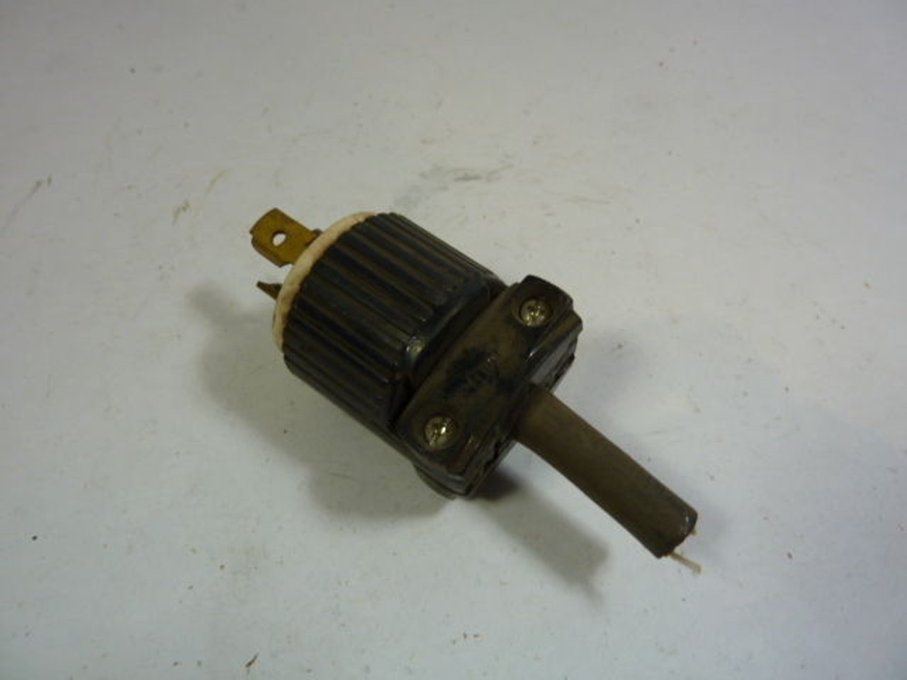 Eagle Male Plug GR 15 A 125 V USED