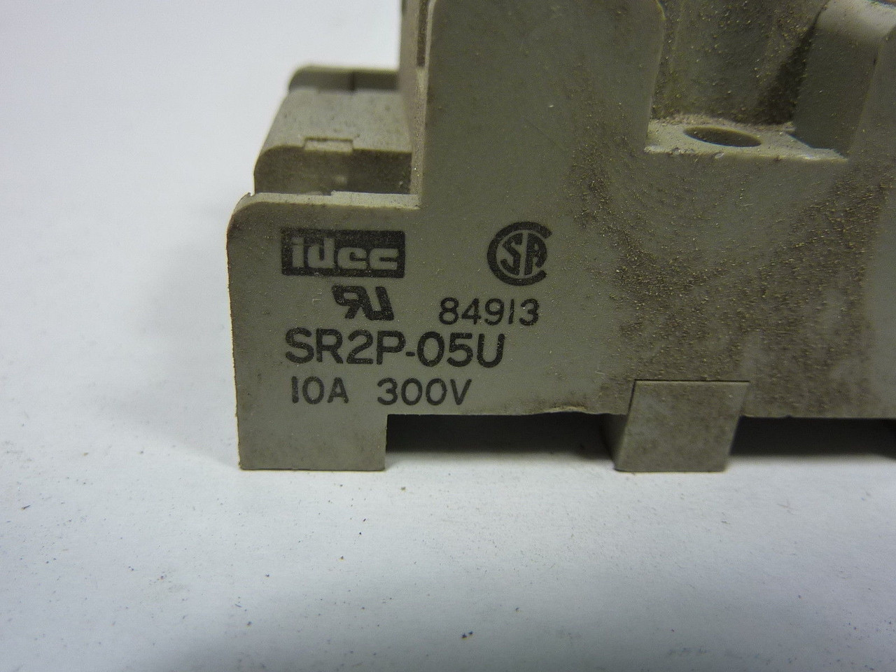IDEC SR2P-05U Relay Socket 8 Pin 10A 300V USED