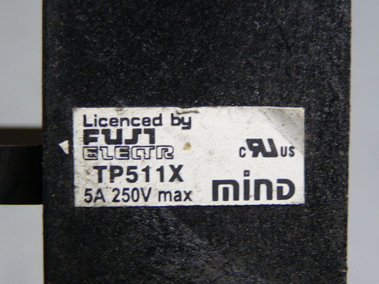 Fuji Electric TP511X Relay Socket 11-Pin 5A 250V USED