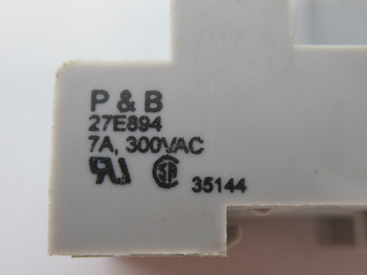 P&B 27E894 Relay Socket 7A 250VAC USED