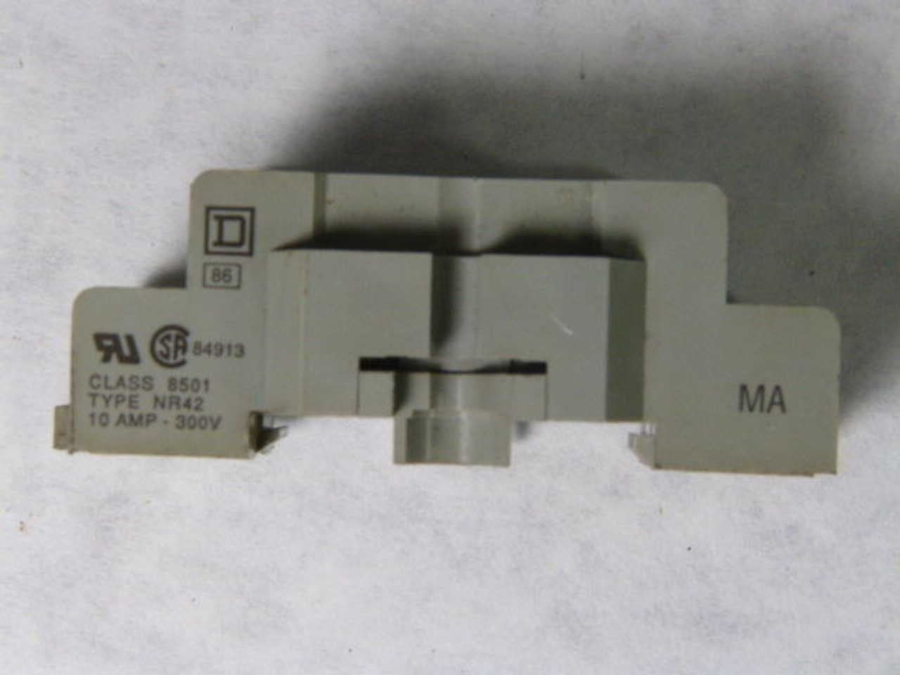 Square D 8501-NR42 Relay Socket 10amp 300V USED