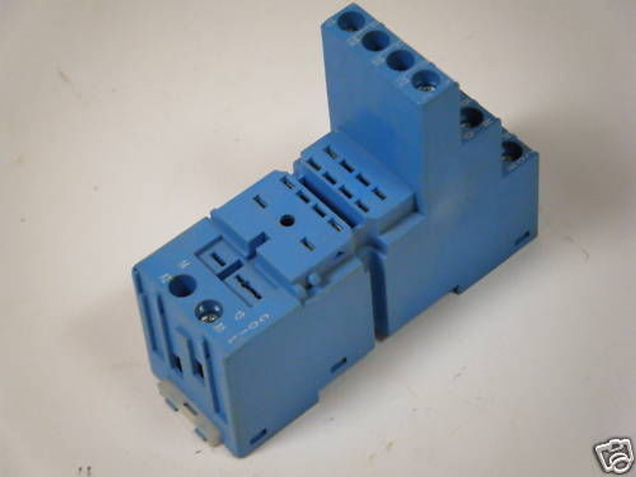 FINDER 94.02 10A 250V 14 Pin Relay Socket USED