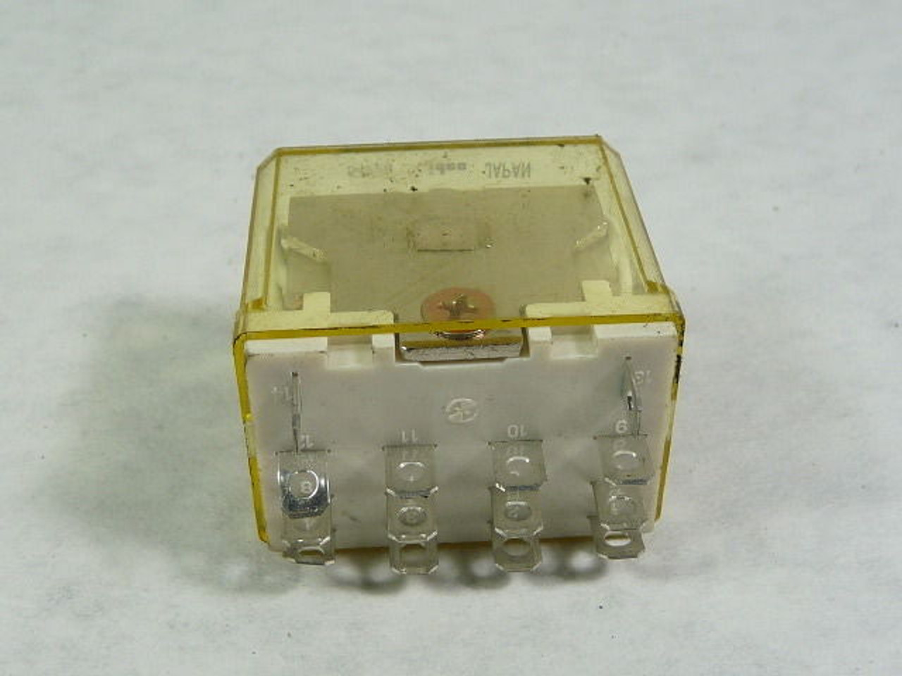 IDEC RH4B-U-DC24V Plug-In Power Relay 4PDT 10A 24VDC USED