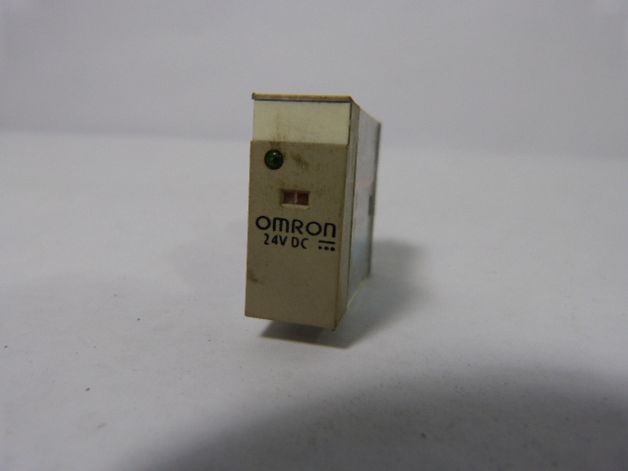 Omron G2R-1-SN-DC24(S) General Relay 24VDC 10A 240VAC 30VDC 5-Blade USED