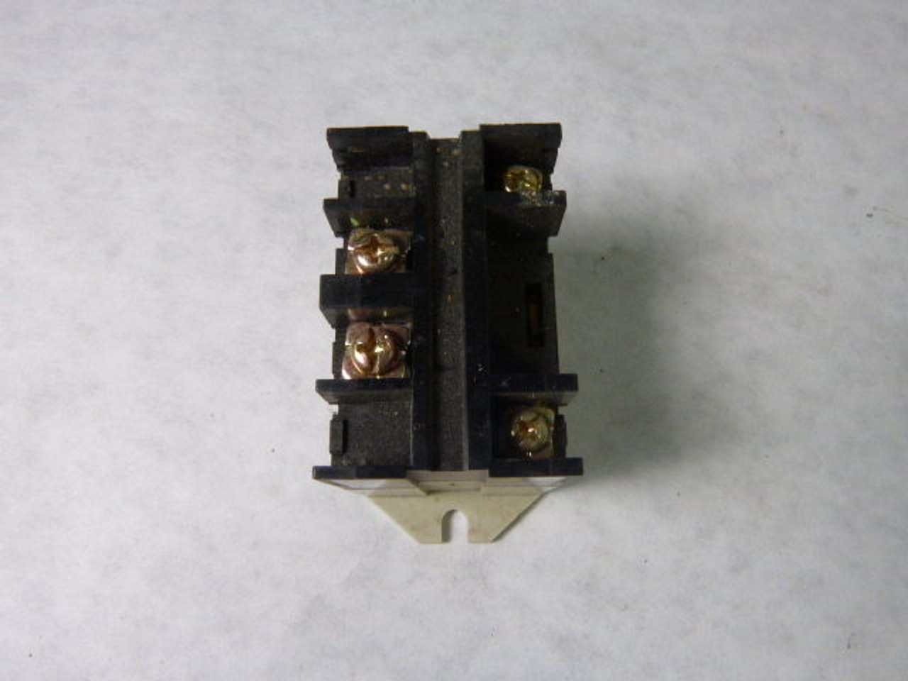 Omron G7L-1A-BU-BJ-CB Relay 24VDC Bracket USED