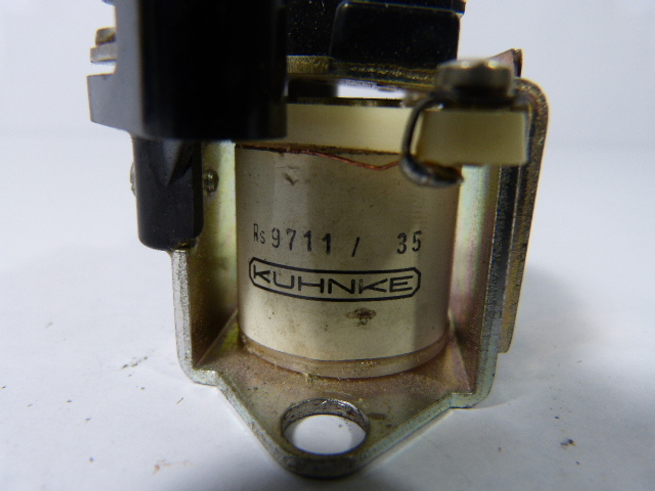 Kuhnke RS-9711/35 Power Relay USED