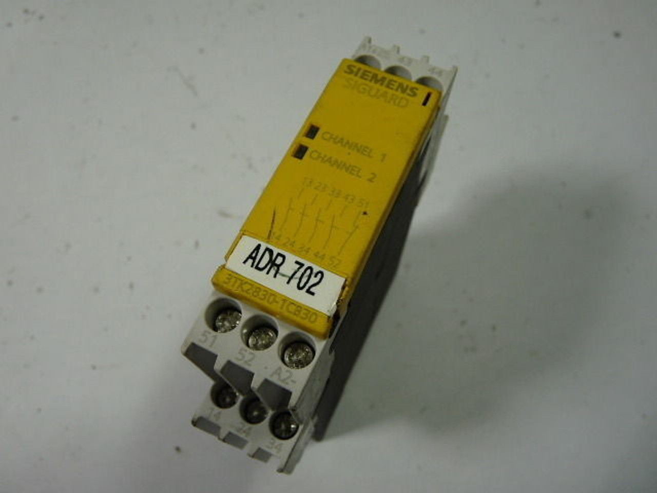 Siemens 3TK2830-1CB30 Safety Relay 24VDC USED
