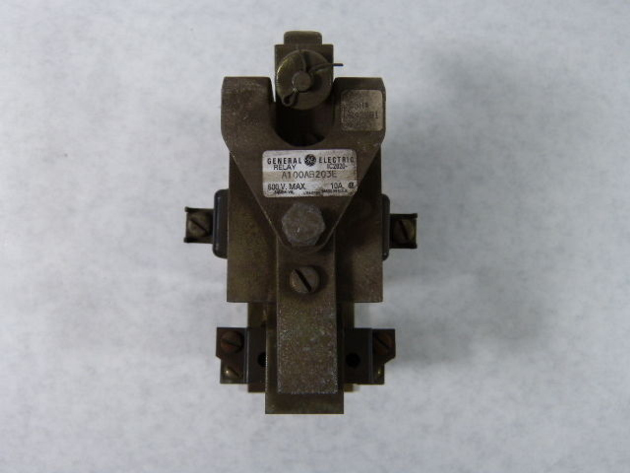General Electric IC-2820-A100AB203E Time Delay Relay 10A 600V 115VAC CoilUSED