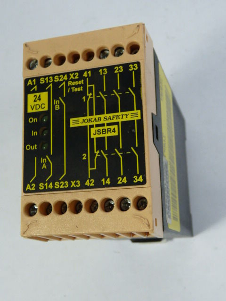 Jokab Safety JSBR4 24 VDC Safety Relay USED