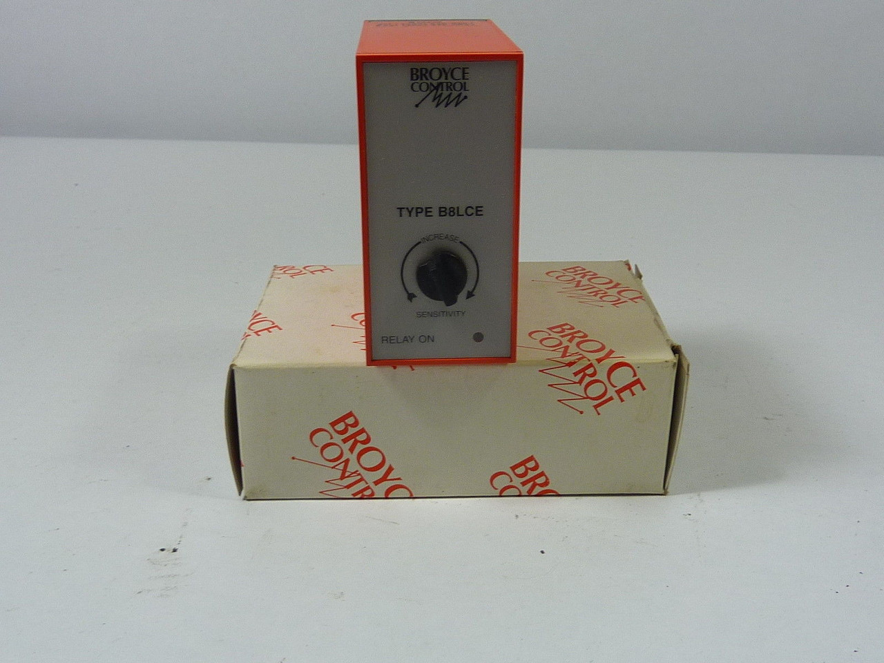 Broyce Control Type B8LCE Relay 110V 48-63HZ ! NEW !