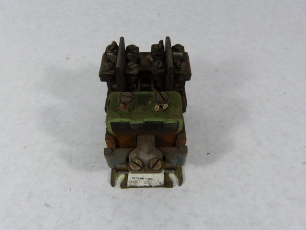 General Electric CR2810A14AC Relay 10Amp 600VAC USED