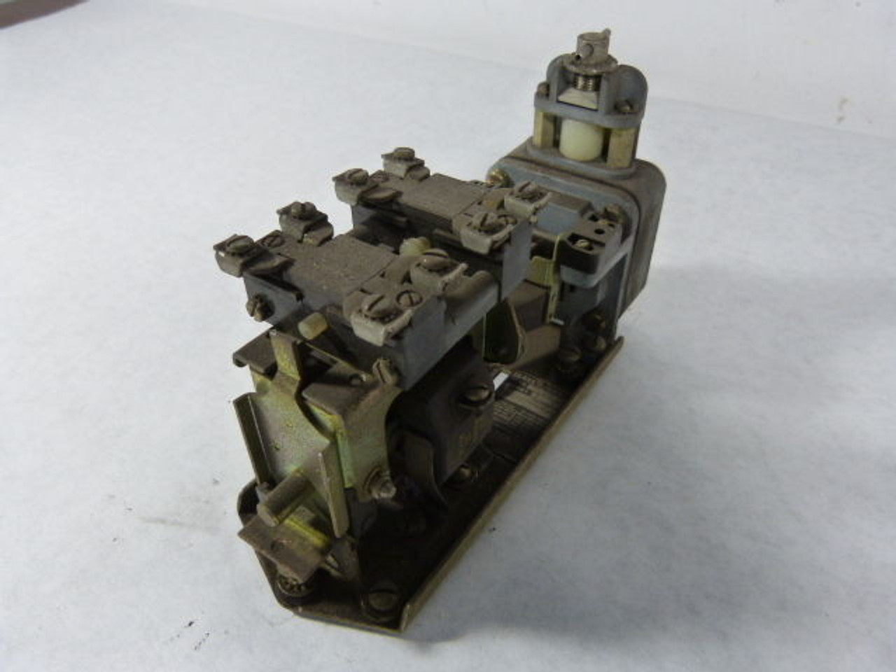 Square D 9050BO-26D Timing Relay Off Delay USED