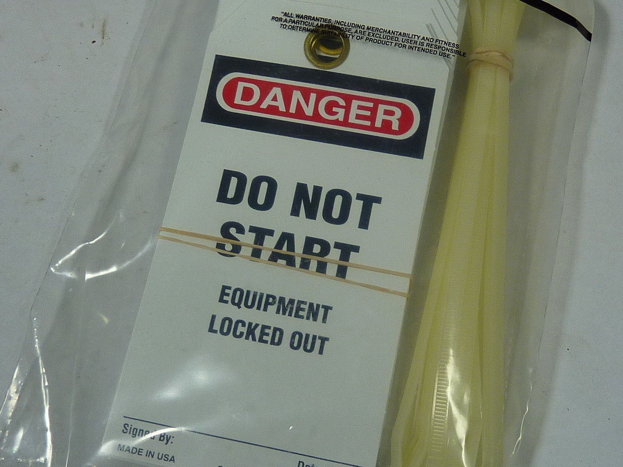 Panduit PVT-156-Q Danger Do Not Start Plastic Tag Kit ! NEW !