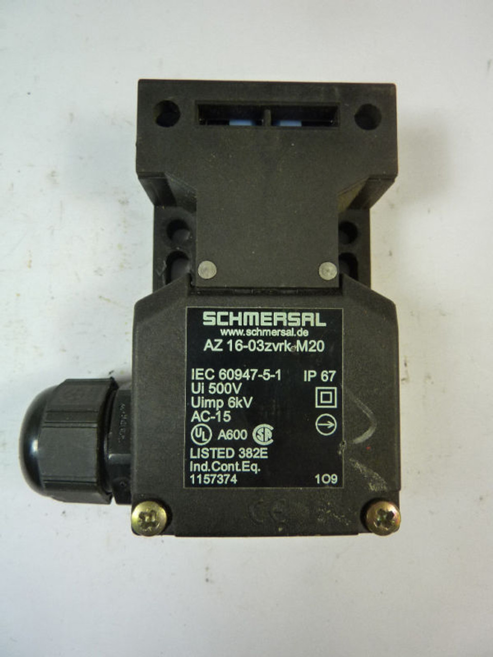Schmersal AZ16-03ZVRK-M20 Safety Switch 500V USED
