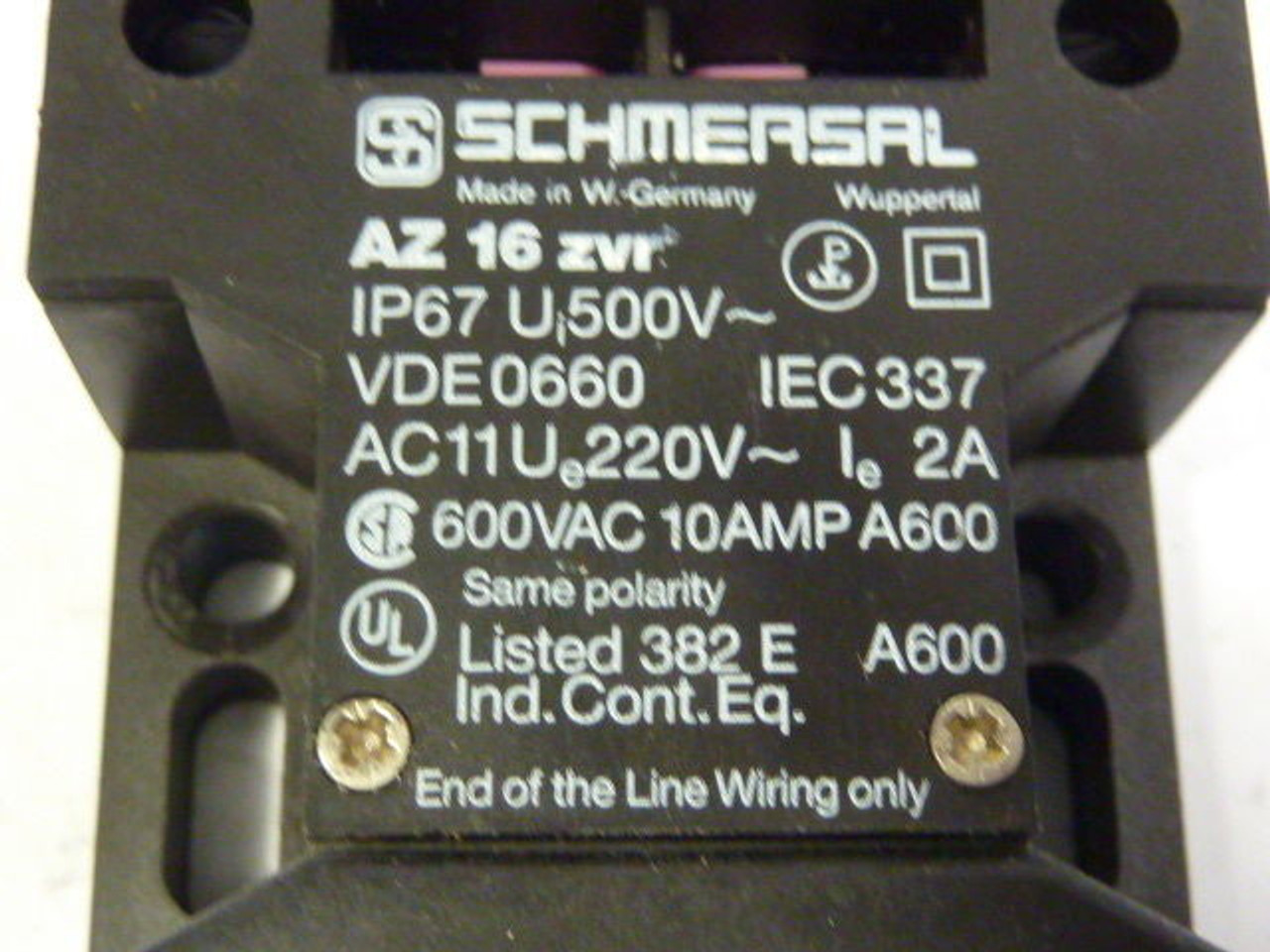 Schmersal AZ16zvr Safety Interlock Switch USED