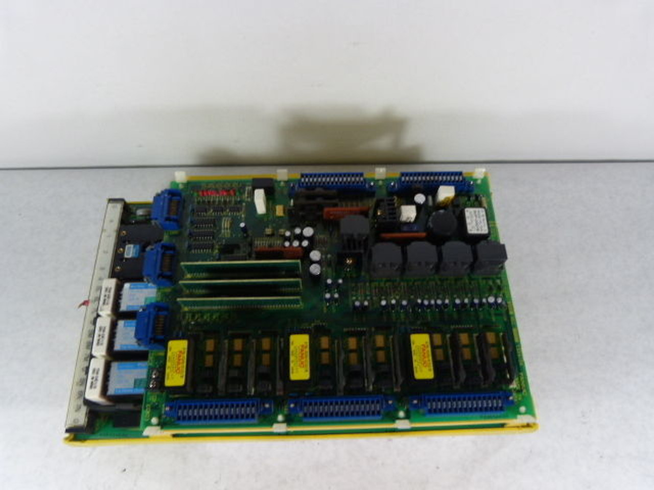 Fanuc A06B-6058-H333 Servo Amplifier 3 Axis USED